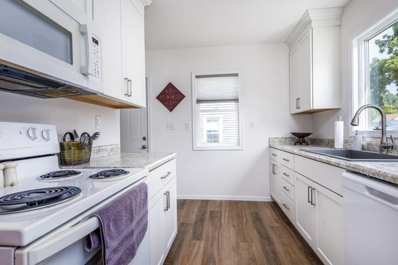 Annies On Adair - No Step Entry Holiday home *